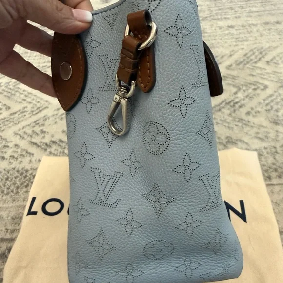 Louis Vuitton Light Blue Monogram Tote - Picture 13 of 16